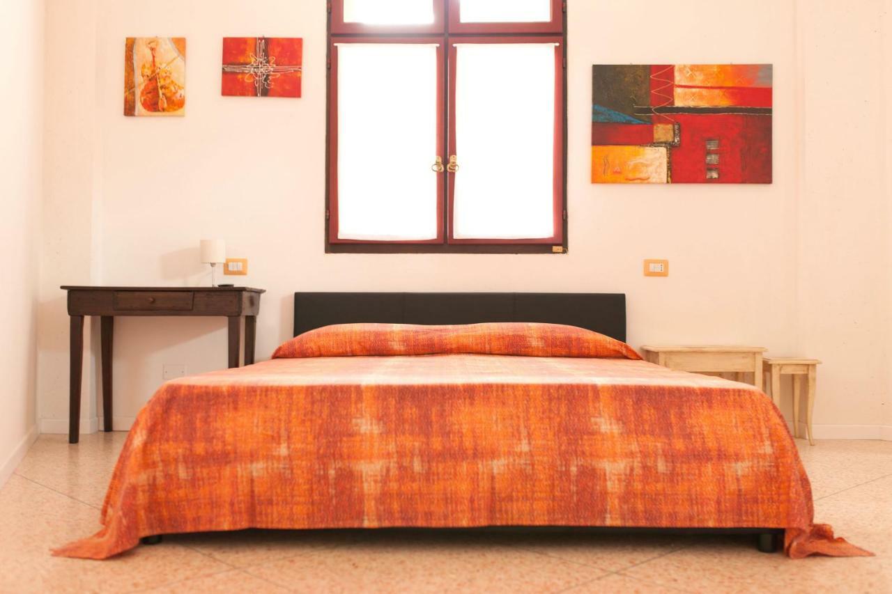 Hotel Joy Living à Sandrà Extérieur photo